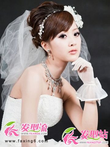 浪漫奢華 盛夏新娘發(fā)型