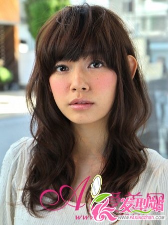 發(fā)型改變氣質(zhì) 四款發(fā)型可愛風(fēng)變淑女風(fēng)