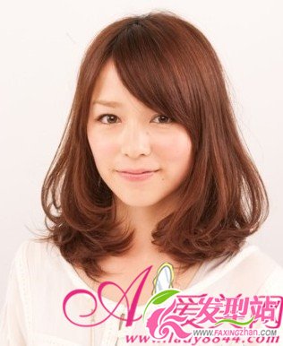 簡單編發(fā)技巧圖 輕松變身氣質美女