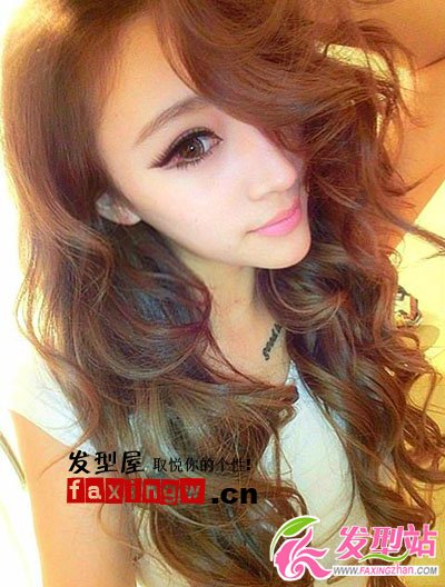 個性妖艷非主流女生發(fā)型圖片