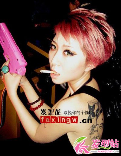 個性妖艷非主流女生發(fā)型圖片