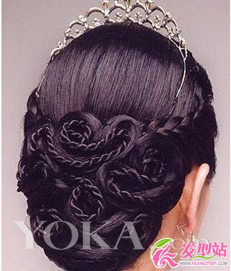 預(yù)測朱麗倩婚禮時的新娘發(fā)型 (4)