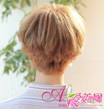 大膽創(chuàng)意百分百 初夏時(shí)尚短發(fā)隨你挑