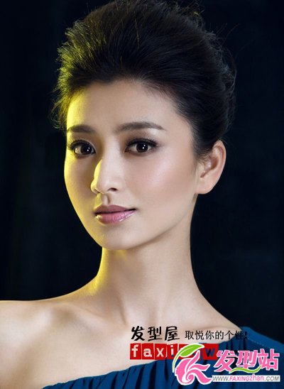 夏季盤發(fā)發(fā)型圖片 女明星最熱清爽盤發(fā)