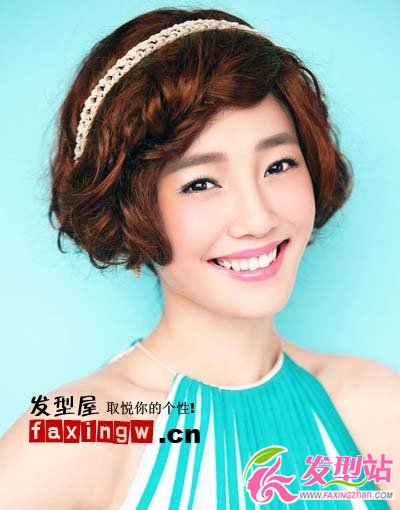 白百何《米娜》封面 夏日小清新發(fā)型圖片