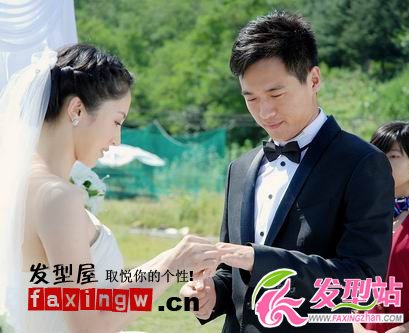 熱播《婆婆也是媽》女主角董璇迷人氣質(zhì)長直發(fā)