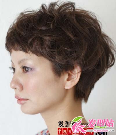 2012夏天最新精選修顏時(shí)尚短發(fā)