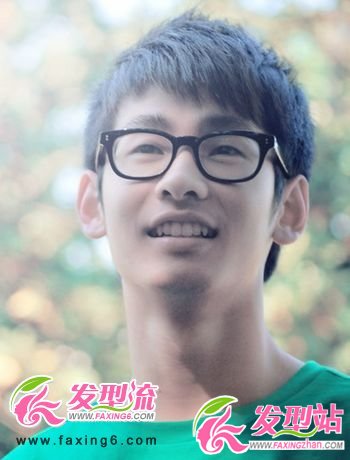 干凈韓式男生短發(fā)