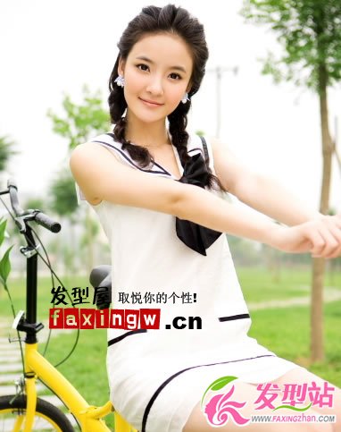 夏日清新唯美女生黑色發(fā)型