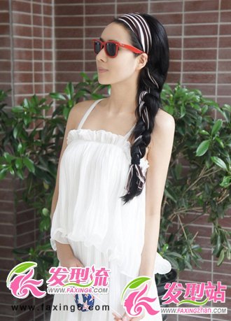 2012女生長發(fā)發(fā)型圖片