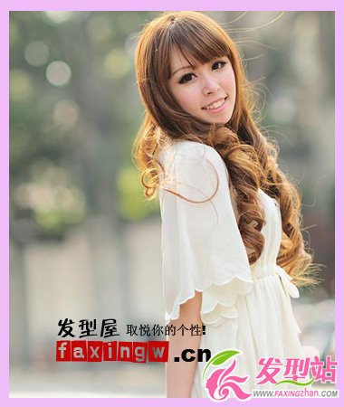 夏日美麗發(fā)型設(shè)計(jì)魅力時(shí)尚擋不住
