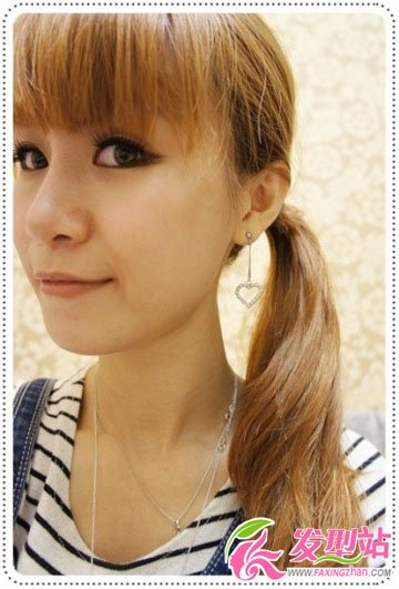 減齡花苞頭 簡(jiǎn)單甜美盤發(fā)萌度100%