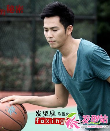 《被時(shí)光掩埋的秘密》鐘漢良成熟短發(fā)演繹男人魅力