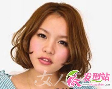 夏日最新時(shí)尚優(yōu)雅短發(fā)荷葉頭