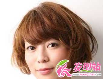 女生短發(fā)卷發(fā)發(fā)型