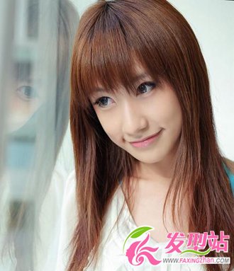 女生直發(fā)發(fā)型