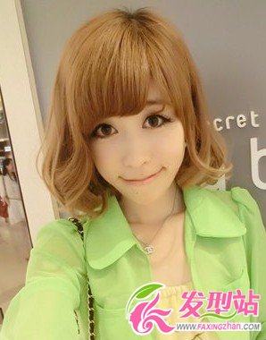 清新風(fēng)格巨強(qiáng)的女生短發(fā)造型