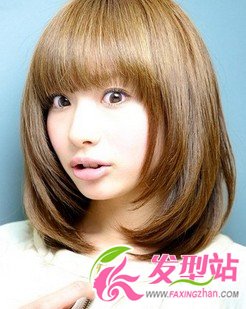 時(shí)尚梨花頭配棕色發(fā)色 簡單個(gè)性十足