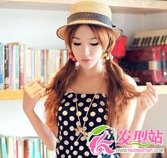 街頭的可愛小美女