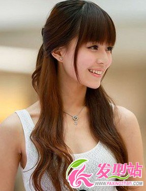 勢(shì)不可擋的6款甜美系卷發(fā)