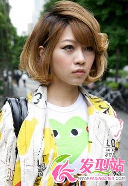 街拍東京街頭的流行發(fā)型