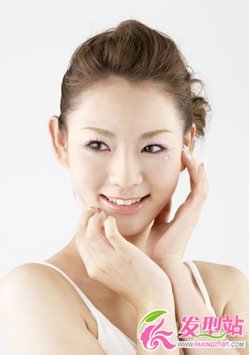 分清脫發(fā)原因 速效拯救脫發(fā)