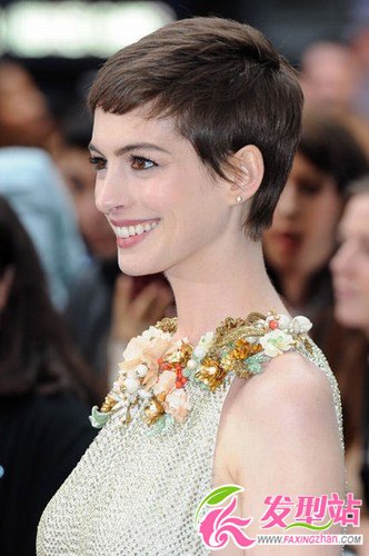 Anne Hathaway ·ɪޱ