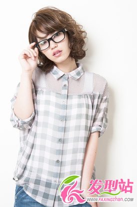 2012年30歲左右女生時(shí)尚發(fā)型