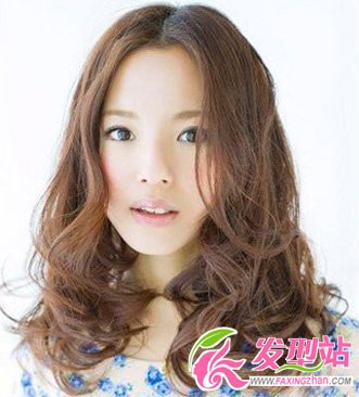 時(shí)尚中分發(fā)型 瘦臉又不厚重