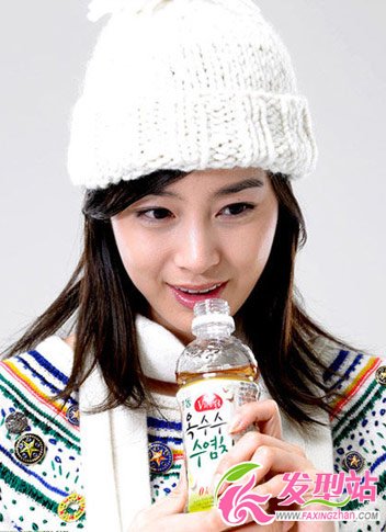 2012潮流女星帽子發(fā)型搭配秀