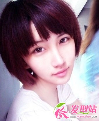 2012最新齊劉海短發(fā)發(fā)型