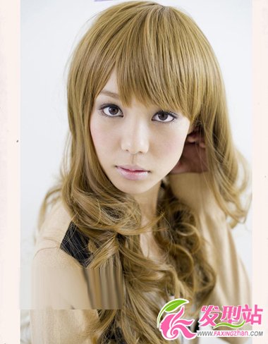 2013女生美麗卷發(fā)發(fā)型