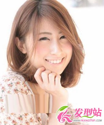 職場(chǎng)簡(jiǎn)約時(shí)尚發(fā)型