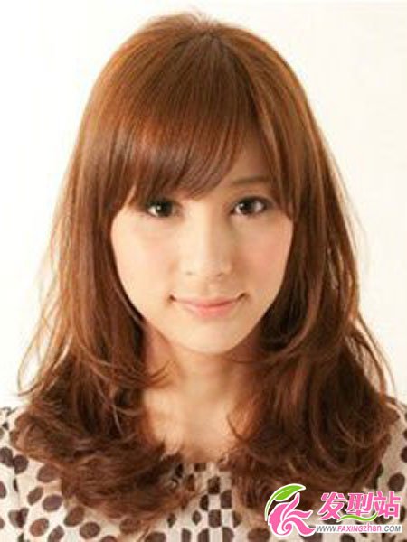 夏季梨花頭時(shí)尚扎法