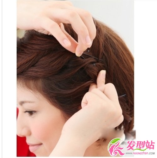 短燙發(fā)怎么打理 時尚短發(fā)diy教程