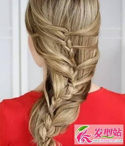 法式公主魚(yú)骨辮編發(fā)教程圖解