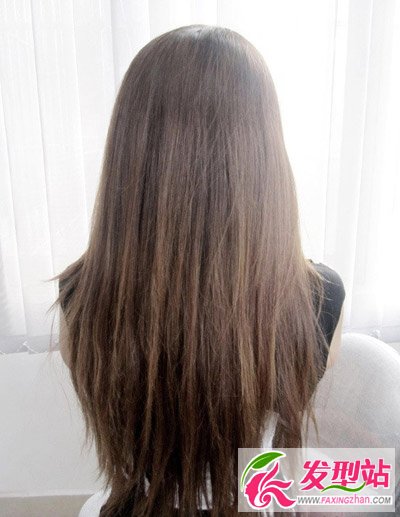 長(zhǎng)發(fā)女士蜈蚣辮編發(fā)教程 打造迷人輕熟女氣質(zhì)
