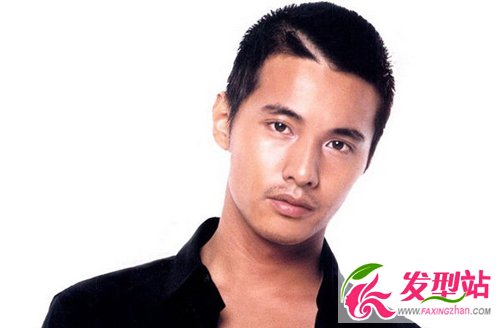 男士很有成熟氣質(zhì)短發(fā)造型 展現(xiàn)你的型男魅力