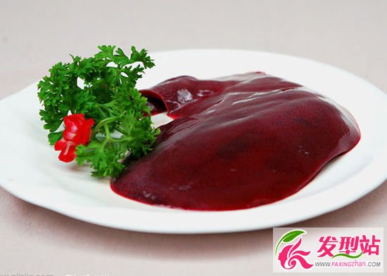 頭發(fā)黃怎么辦什么原因 可以改善頭發(fā)枯黃食物盤點(diǎn)