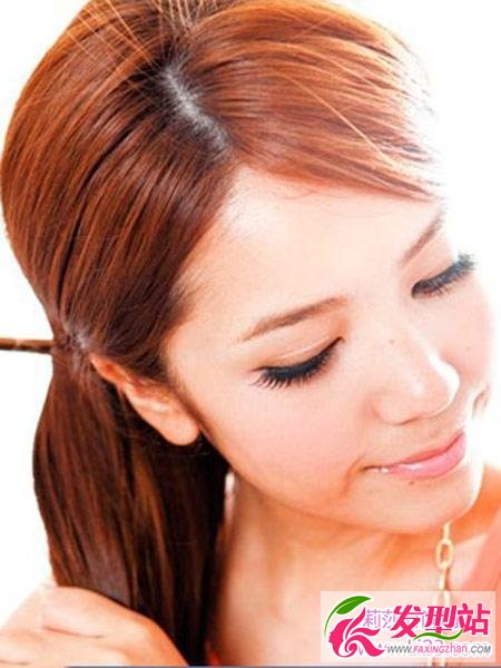 圖解:重要場合長發(fā)怎樣扎才好看