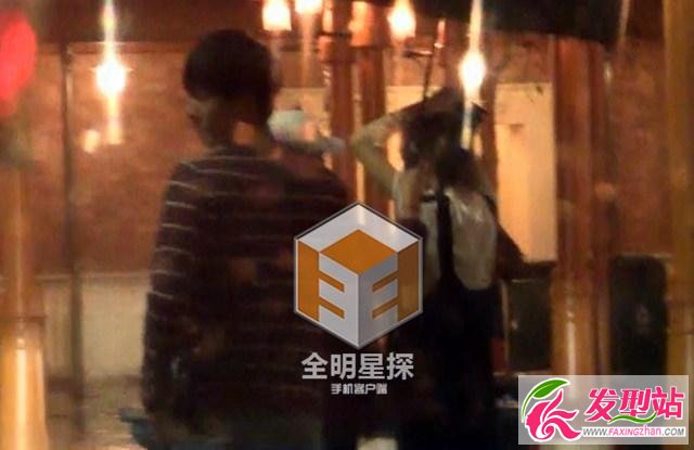 周冬雨被曝與富二代前男友復(fù)合 二人同游迪士尼