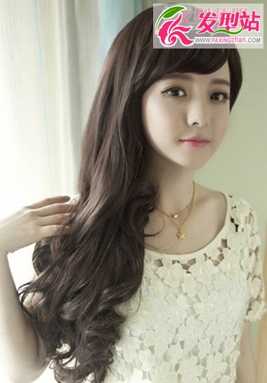 發(fā)櫥發(fā)型集錦齊腰梨花 水瓶座女生適合的梨花燙發(fā)型