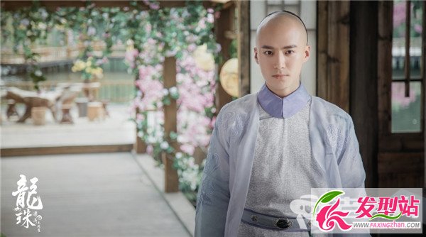 龍珠傳奇雪傾城和誰在一起了_《龍珠傳奇》雪傾城