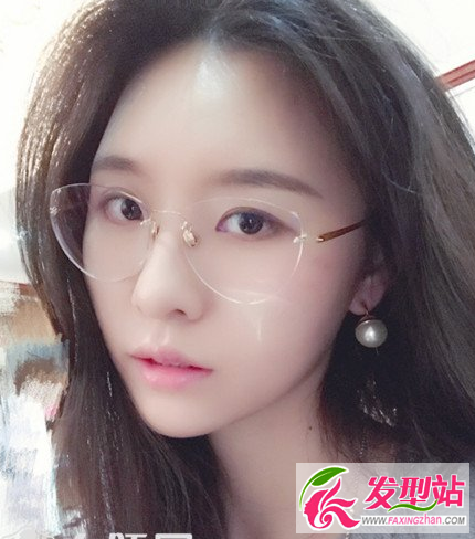 陌陌阿冷為什么被封殺:陌陌阿冷讓藍(lán)總干了阿冷一個(gè)月多少錢
