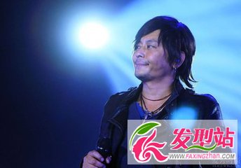 王杰的嗓子是誰下的毒 王杰被下毒真相揭秘下毒者身份曝光(圖)