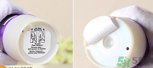 Aussie袋鼠洗發(fā)水真?zhèn)伪鎰e對(duì)比方法