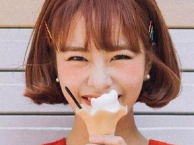 ŮW(xu)^ Ů^̰l(f)DƬ