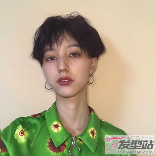 夏天女生什么短發(fā)好看 2018年最流行的短發(fā)還是這10種!