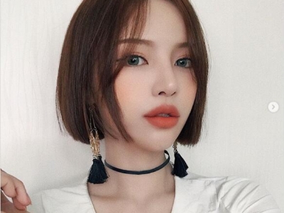 Glass Hair^l(f)͈DƬ ŮGlass Hairl(f)͈DƬȫ
