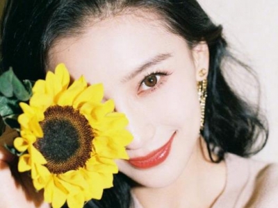 AngelababyտϵƬ ΢L(zhng)l(f)̫